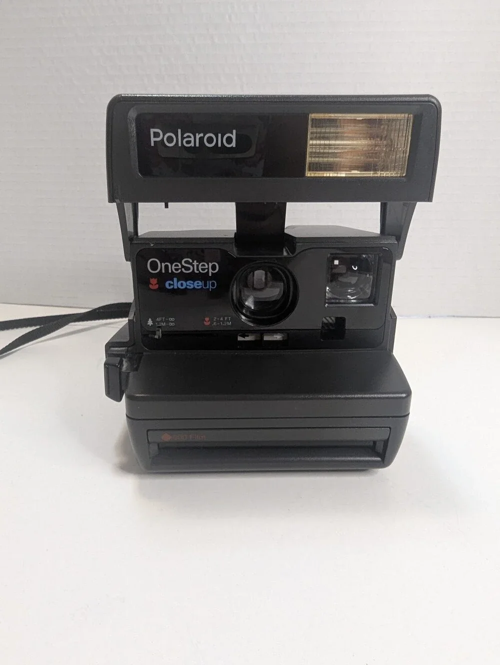 Polaroid OneStep CloseUp Instant Film Camera Black 600 Series Vintage Retro